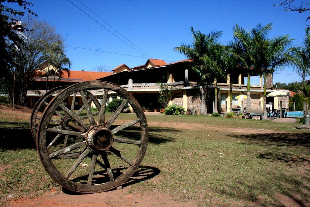 Pousada Fazenda Buracao Mococa Bagian luar foto